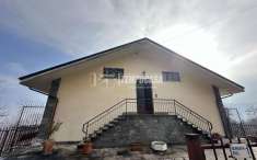 Foto Appartamento in vendita a Giaveno