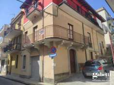 Foto Appartamento in vendita a Gioiosa Marea - 5 locali 90mq