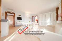 Foto Appartamento in vendita a Golfo Aranci