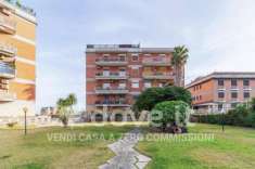 Foto Appartamento in vendita a Gravina Di Catania - 5 locali 155mq