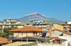 Foto Appartamento in vendita a Gravina Di Catania