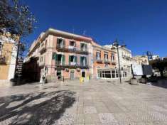 Foto Appartamento in vendita a Gravina In Puglia - 10 locali 515mq