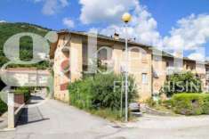 Foto Appartamento in vendita a Gubbio - 5 locali 130mq