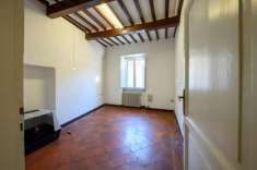 Foto Appartamento in vendita a Gubbio - 8 locali 120mq