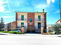 Foto Appartamento in vendita a Gubbio
