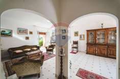 Foto Appartamento in vendita a Guidonia Montecelio