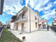 Foto Appartamento in vendita a Guidonia Montecelio