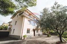 Foto Appartamento in vendita a Guidonia Montecelio