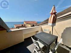 Foto Appartamento in vendita a Imperia