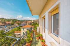 Foto Appartamento in vendita a Imperia