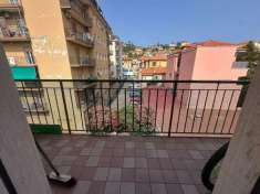 Foto Appartamento in vendita a Imperia