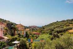 Foto Appartamento in vendita a Imperia