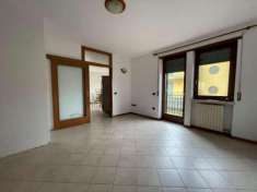 Foto Appartamento in vendita a Isola Rizza - 5 locali 152mq
