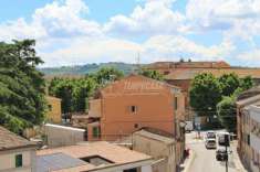 Foto Appartamento in vendita a Jesi