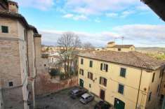 Foto Appartamento in vendita a Jesi