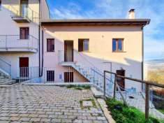 Foto Appartamento in vendita a L'Aquila - 3 locali 70mq