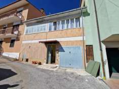 Foto Appartamento in vendita a L'Aquila - 3 locali 92mq