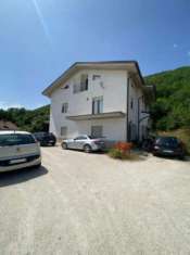 Foto Appartamento in vendita a L'Aquila - 4 locali 130mq