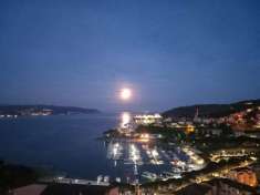 Foto Appartamento in vendita a La Spezia