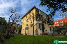 Foto Appartamento in vendita a La Spezia