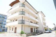 Foto Appartamento in vendita a Lamezia Terme - 4 locali 100mq