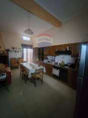 Foto Appartamento in vendita a Latiano