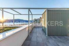 Foto Appartamento in vendita a Laveno Mombello