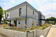 Foto Appartamento in vendita a Lazise