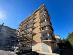 Foto Appartamento in vendita a Lecce - 5 locali 180mq