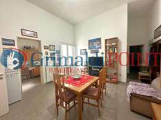 Foto Appartamento in vendita a Lecce - 5 locali 90mq