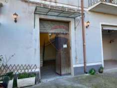 Foto Appartamento in vendita a Lecce - 6 locali 132mq