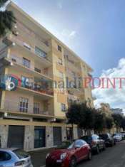Foto Appartamento in vendita a Lecce - 8 locali 180mq