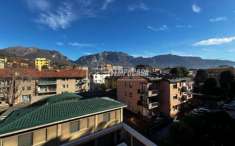 Foto Appartamento in vendita a Lecco