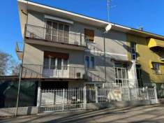 Foto Appartamento in vendita a Legnago - 4 locali 120mq