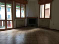 Foto Appartamento in vendita a Lizzano In Belvedere - 3 locali 91mq