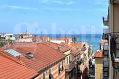 Foto Appartamento in vendita a Loano