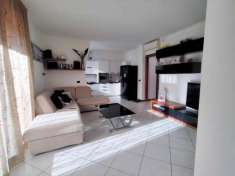 Foto Appartamento in vendita a Locate Di Triulzi - 3 locali 95mq