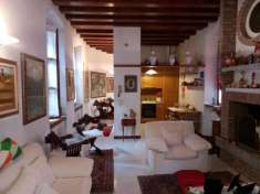 Foto Appartamento in Vendita a Lonato del Garda