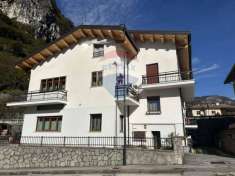 Foto Appartamento in vendita a Longarone