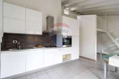 Foto Appartamento in vendita a Longone Al Segrino - 2 locali 60mq