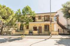 Foto Appartamento in vendita a Loreto Aprutino - 3 locali 90mq