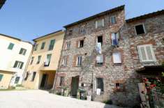 Foto Appartamento in vendita a Lucca