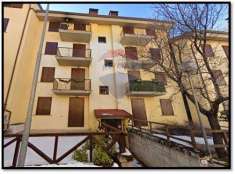 Foto Appartamento in vendita a Lucoli