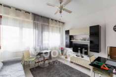 Foto Appartamento in vendita a Luino - 1 locale 50mq