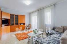 Foto Appartamento in vendita a Luino - 3 locali 106mq