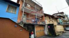 Foto Appartamento in vendita a Luino - 3 locali 80mq