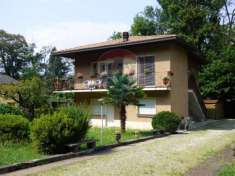 Foto Appartamento in vendita a Luino