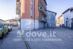 Foto Appartamento in vendita a Luino