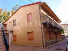 Foto Appartamento in vendita a Luzzi - 5 locali 130mq