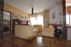 Foto Appartamento in vendita a Magenta - 3 locali 103mq